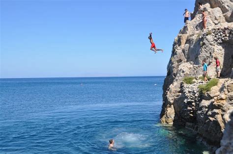 20 Fabulous Locations For Cliff Diving