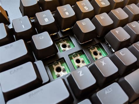 Logitech G Pro X Keyboard review: Hot-swappable switches let you mix and match | PCWorld