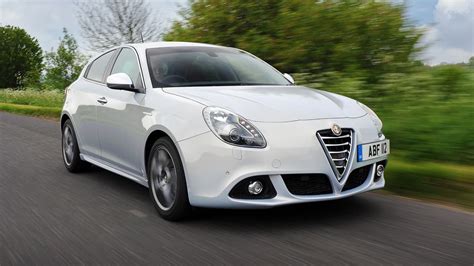 Alfa Romeo Giulietta Review 2024 | Top Gear