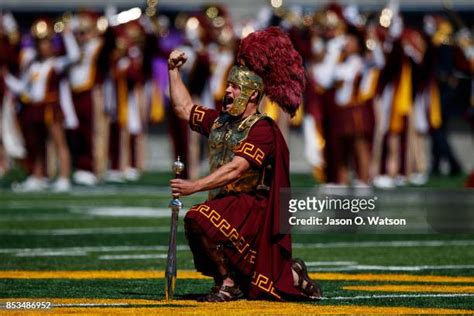 Usc Mascot Photos and Premium High Res Pictures - Getty Images