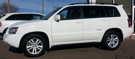 2007 Toyota Highlander Hybrid - Information and photos - MOMENTcar