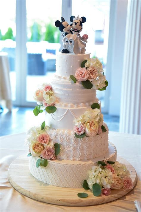 Disney wedding cake #weddingcakes | Disney wedding cake, Fairy tale ...