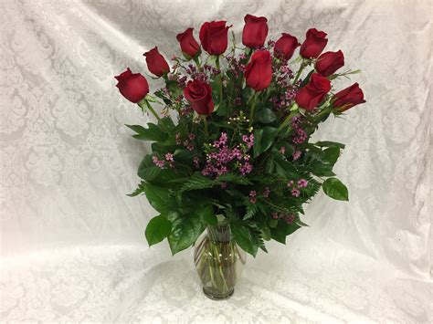 One Dozen Red Roses in Rose Vase in Irvine, CA | Irvine Village Flowers