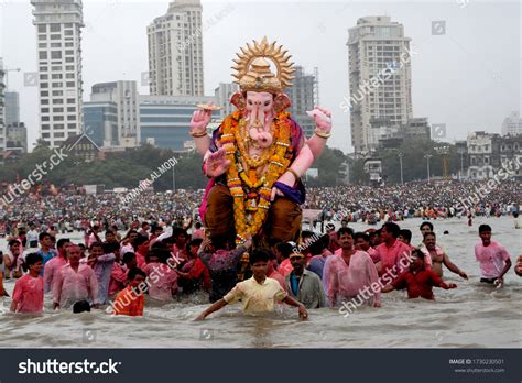 3,868 Ganesh Chaturthi Water Images, Stock Photos & Vectors | Shutterstock