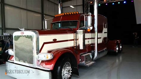 Chrome & Elegance Calendar - Peterbilt 389 Teaser - YouTube