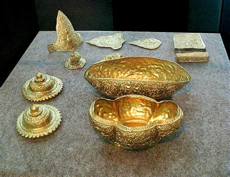 Gold and the ancient Philippines