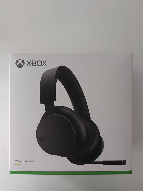 Consola Xbox Series S + Dois comandos Xbox + Headphones Wireless Xbox ...