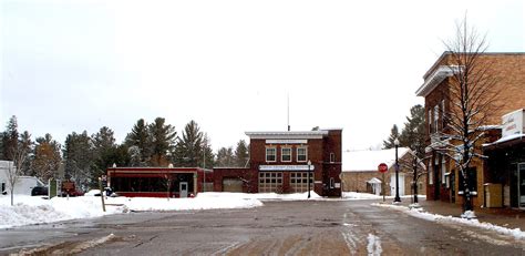 Downtown Gwinn Michigan. This is the town we lived in when Lindsay was born. Yep she's a Yooper ...