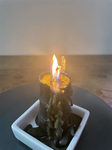 How to Enhance Your Home & Living Space with Candles