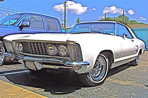 1963 Buick Riviera at Custom Sounds on S. Lamar | ATX Car Pictures ...