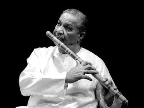 Best flute music of Pandit Hariprasad Chaurasia - YouTube