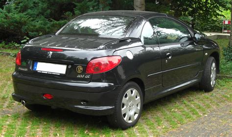 File:Peugeot 206 CC Facelift rear.jpg - Wikimedia Commons