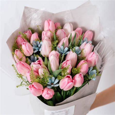 Tiptoe Through the Tulips | Petite Fleur