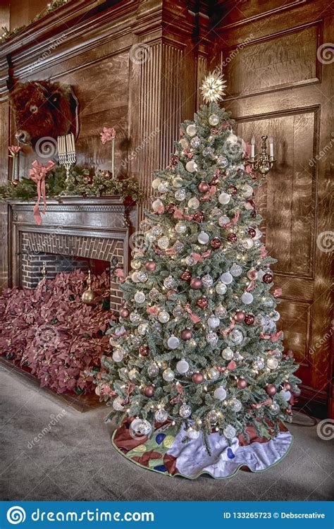 Vanderbilt Mansion Decorated for Christmas Stock Image - Image of formal, holidays: 133265723