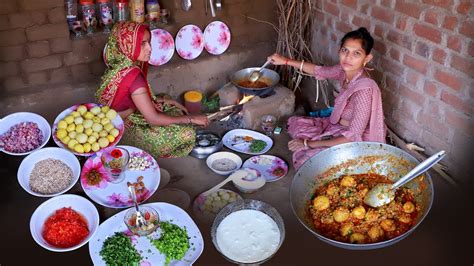 Gujarat Village Peoples Daily Routine They Cooking || Village Women Cooking For Her Family ...