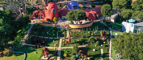 An Inside Look At The Bay's Famous Flintstone House