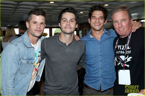 Dylan O'Brien Reunites With 'Teen Wolf' Cast at Comic-Con!: Photo ...