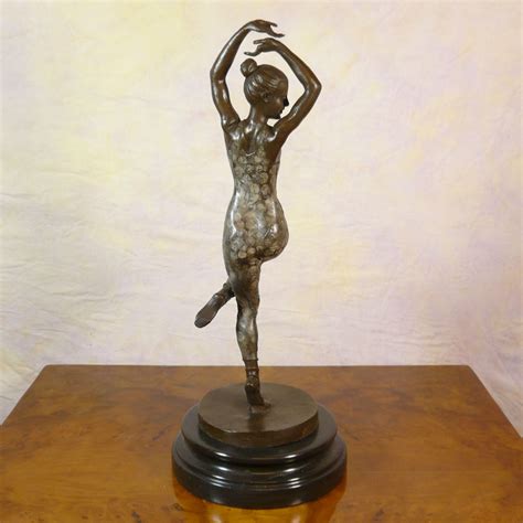 Art Deco Bronze Sculpture - Dancer - statues