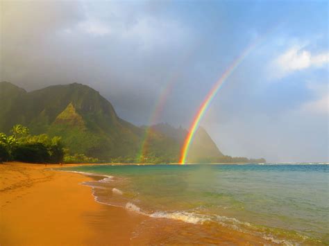 Best Beaches in Hawaii: Most Beautiful and Scenic Beaches to Visit - Thrillist