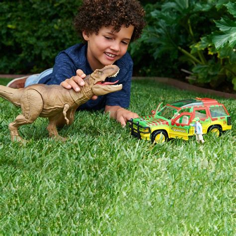 Jurassic World Legacy Collection Tyrannosaurus Rex Escape Pack | Smyths ...