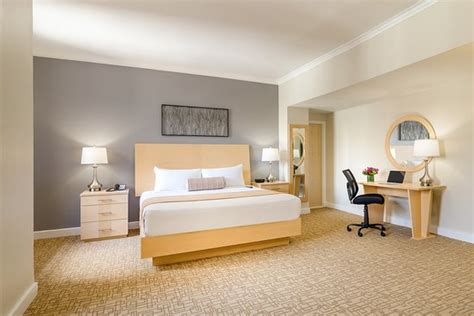 HOTEL PENNSYLVANIA - Prices & Reviews (New York City) - Tripadvisor