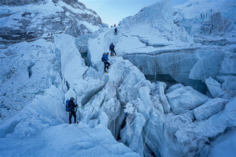 Expeditions mull airlifting supplies amid Mount Everest route delays ...