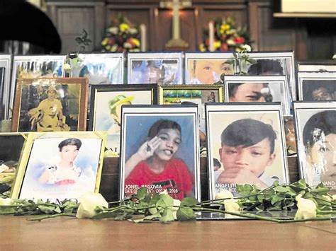 Senators urge prayers for EJK victims | Inquirer News