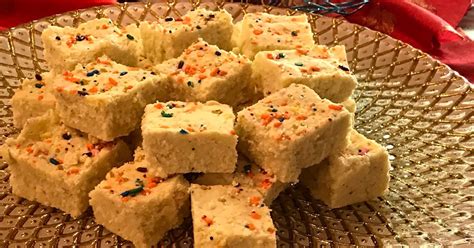 Fiji Style Milk Barfi | Doodh La Barfi | How to Make Fijian Style Milk Powder Barfi