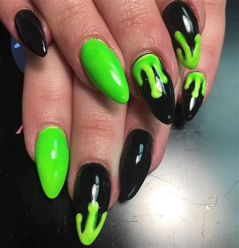 35 Soothing Lime Green Nail Designs to Die for – NailDesignCode