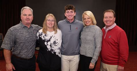 Nick Dunlap's Alabama family joins him on PGA TOUR