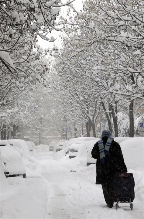 Siberia Winter Cold Plunges to Minus 55 - But UK Safe