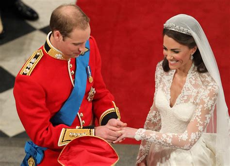 Prince William and Kate Middleton - Royal wedding: Kate Middleton ...