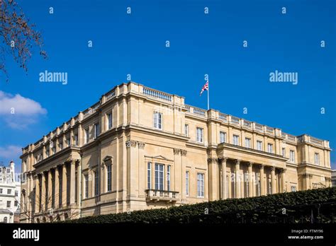 Lancaster House London High Resolution Stock Photography and Images - Alamy