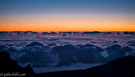 Sunrise from the top of Haleakala Volcano in Maui. | Sunrise, Maui, City scene