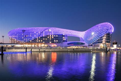 W Abu Dhabi – Yas Island eröffnet als einziges Hotel der Welt an einer ...