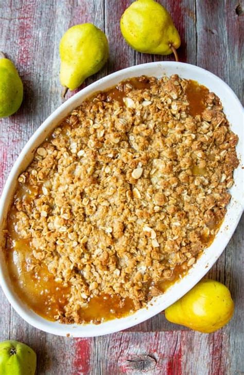 Pear Crisp Recipe - The Kitchen Magpie