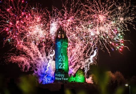 Hogmanay Fireworks 2022 - National Wallace Monument