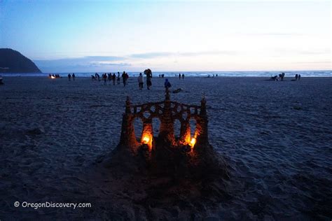 Seaside Beach - Popular Coastal Destination at the Resort City - Oregon Discovery