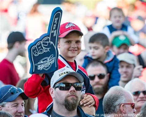 Windsor Spitfires Memorial Cup Parade PIX - In Play! magazine