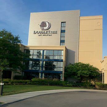 DoubleTree Arlington Heights - 43 Photos & 54 Reviews - Hotels - 75 W ...