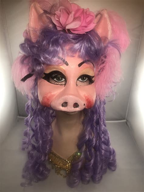 Miss Pig with Wig – Maskarade on Royal – New Orleans Best Mask Store – Imported Mask, Handmade Masks