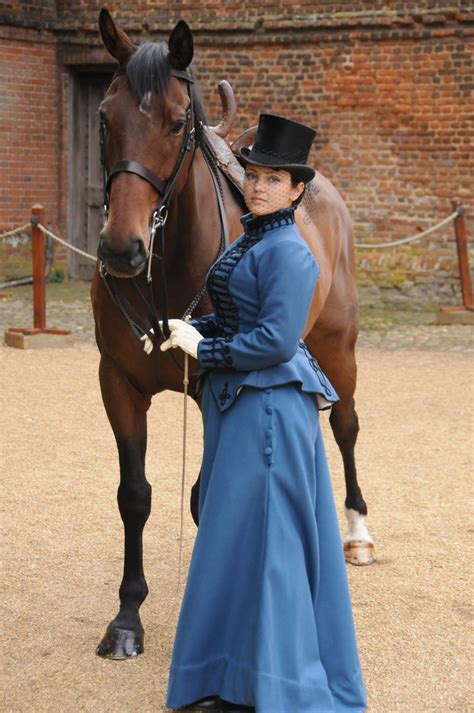 Tutorial: Riding habit | Riding habit, Damsel in this dress, Riding outfit