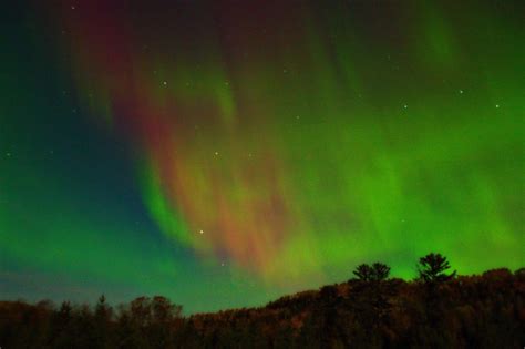 I took a picture of the Northern Lights in Rhinelander a few weeks ago ...