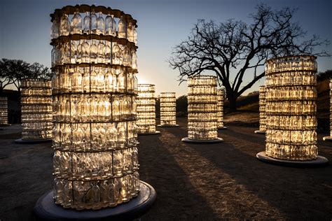 ‘Field of Light’ celebrates Paso Robles wine country with 17,000 bottle ...