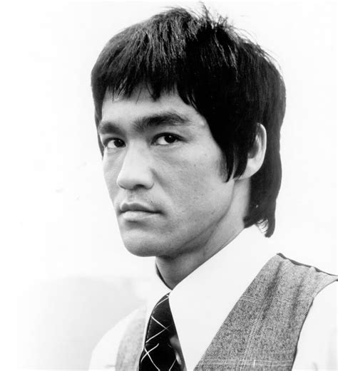 Bruce Lee Biography