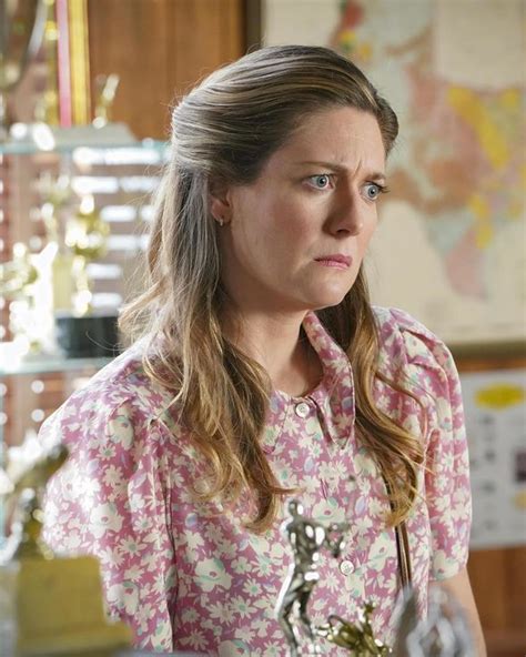 Young Sheldon: Is Laurie Metcalf in Young Sheldon - Who is the mother ...