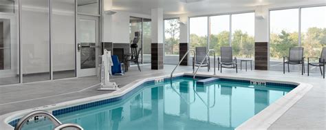 Lake Geneva Hotel with Indoor Pool | Fairfield Inn & Suites Lake Geneva