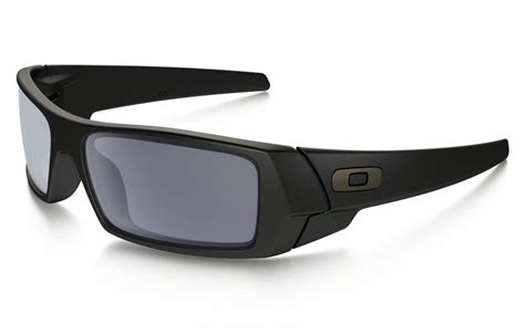 Oakley Gascan Sunglasses & Carekit Bundle Review: Analyzing the Oakley