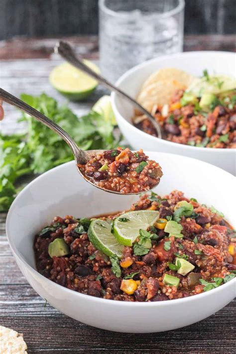 Black Bean Quinoa Chili (Gluten Free, Vegan) ~ Veggie Inspired