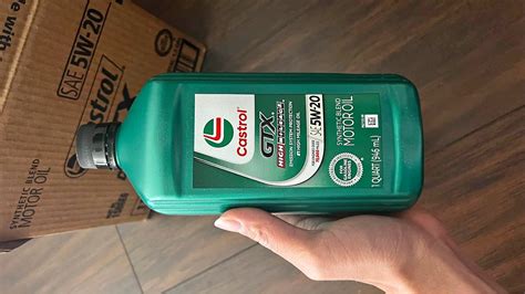 Castrol GTX High Mileage 5W-20 Synthetic Blend Motor Oil, 1 Quart, Pack of 6 - Car Engines ...